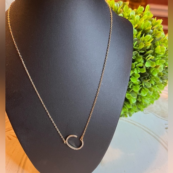Fashion gold tone necklace with embellished monogram C and earrings new - Picture 1 of 5